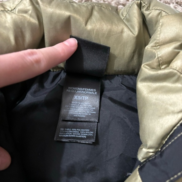 North Face 550 Metallic Vest - Picture 3 of 4